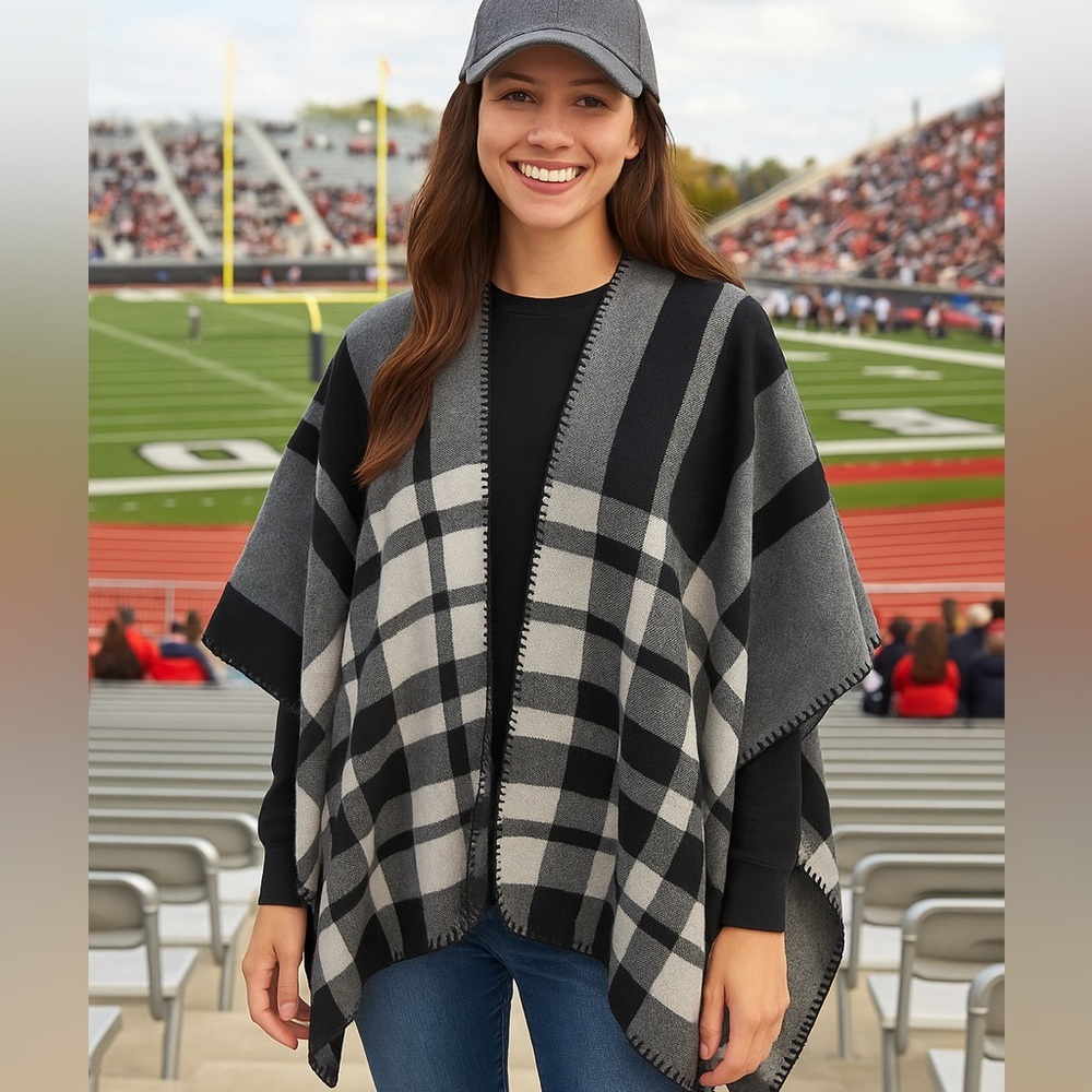 Woolrich Plaid Poncho Wrap Shawl One Size Black Grey Ivory Cozy Layer